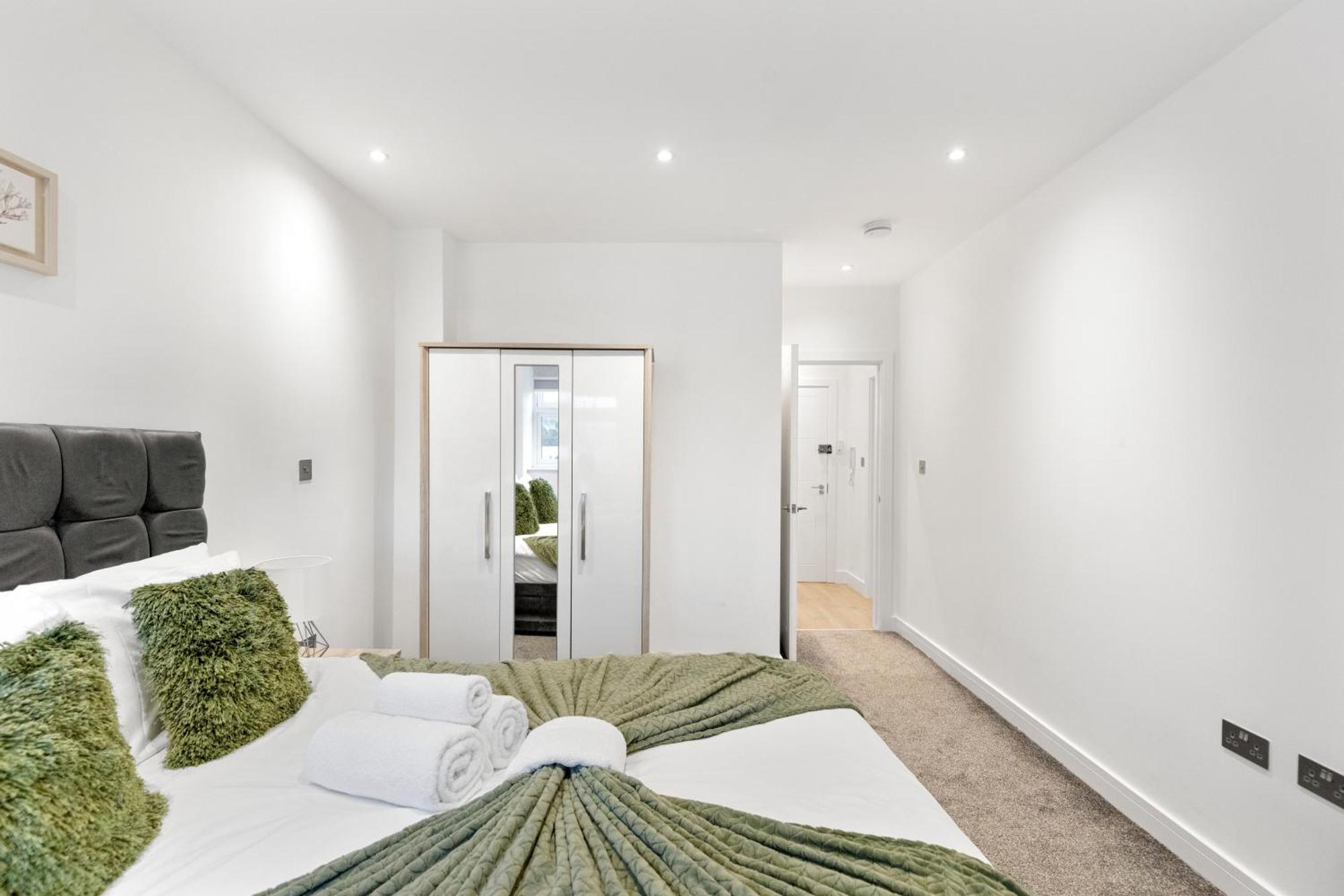 Bright And Spacious Apartment - Excellent Location Londres Extérieur photo