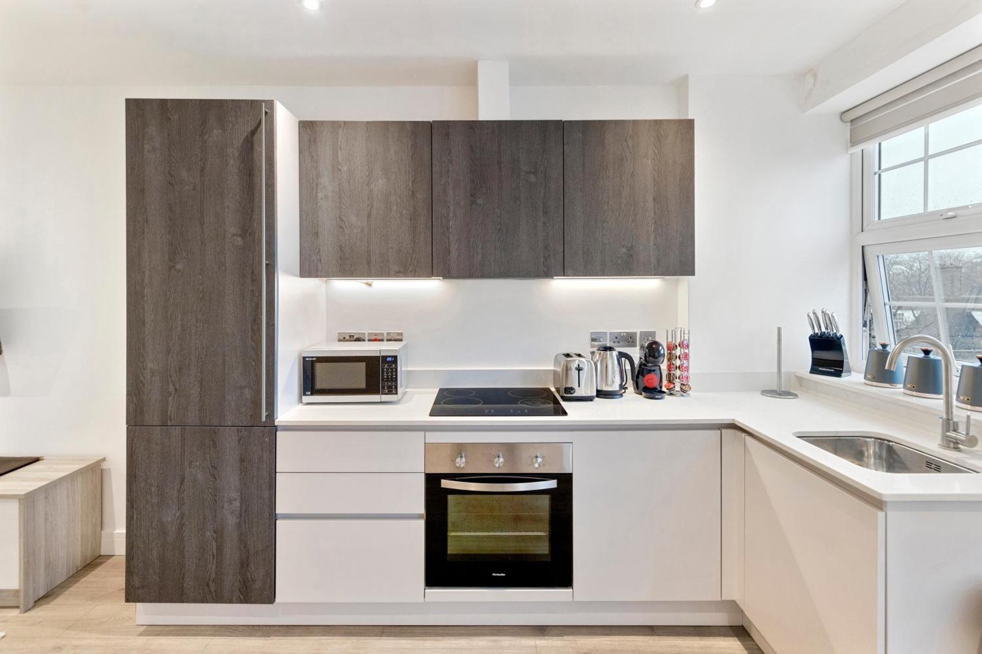 Bright And Spacious Apartment - Excellent Location Londres Extérieur photo